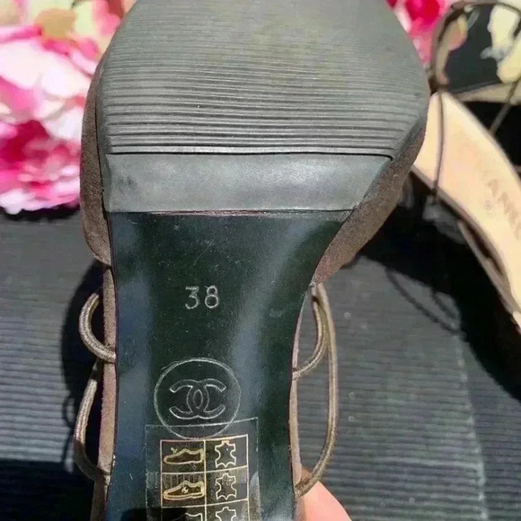 Chanel Brown Suede Heels Size 8 - Picture 4 of 8